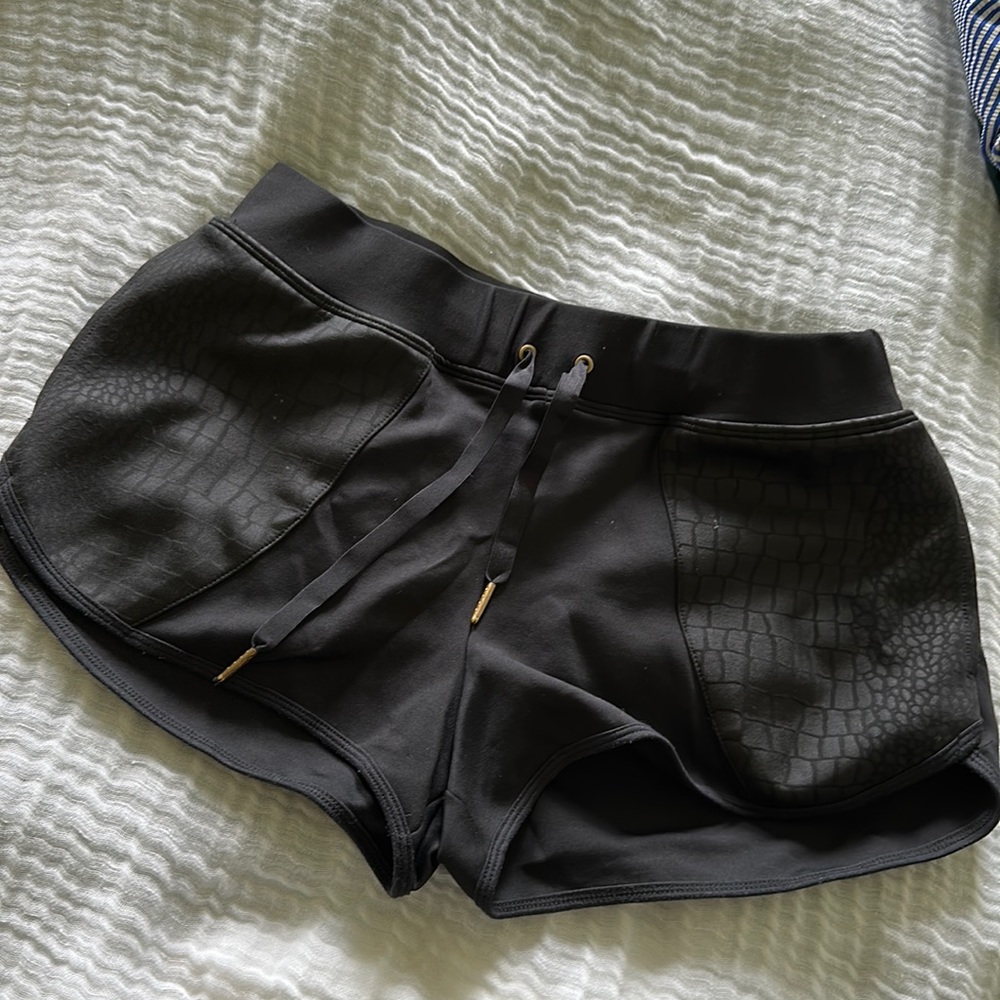 Alala black shorts